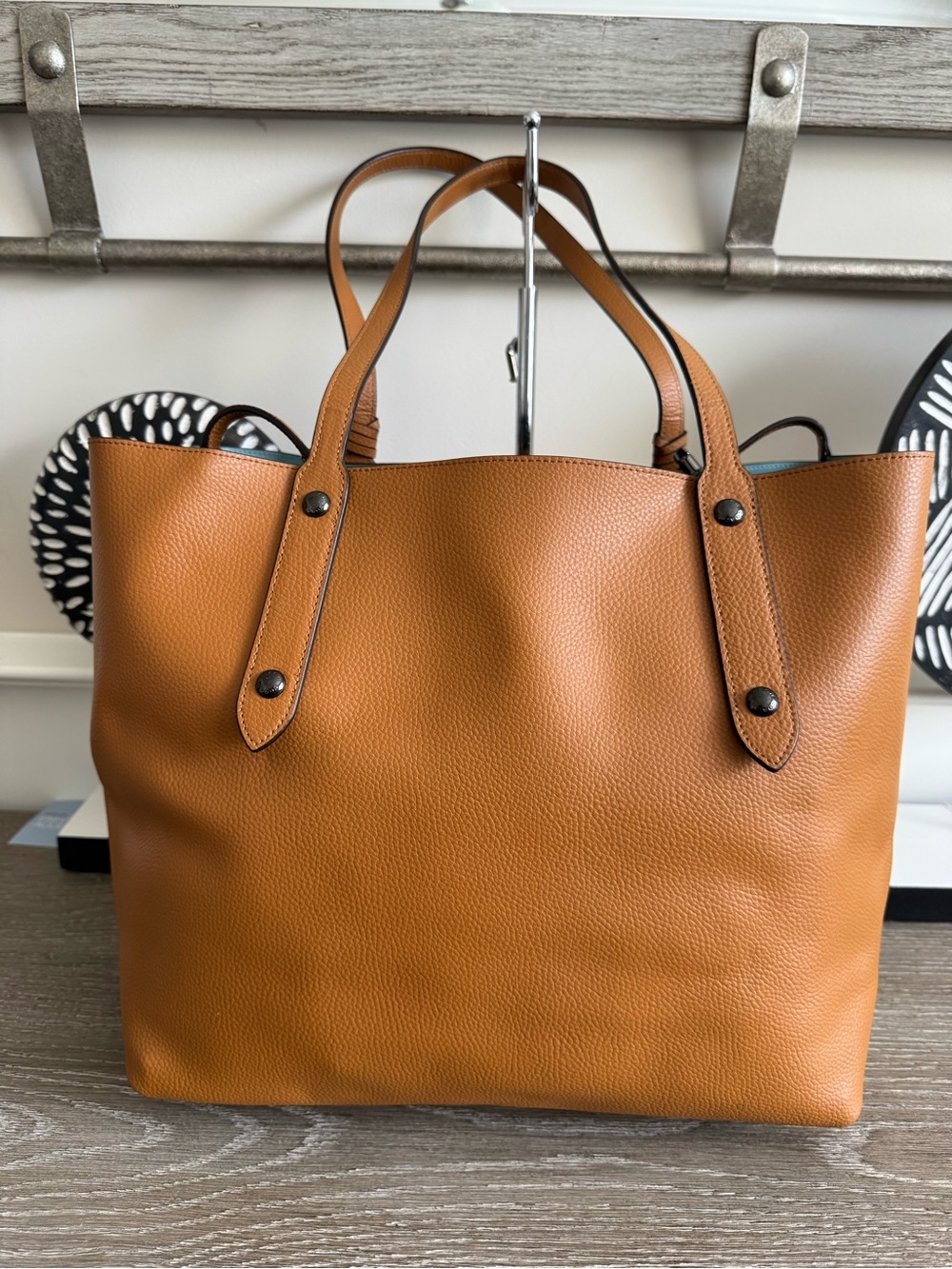 Coach Market Tote - Picture 5 of 16